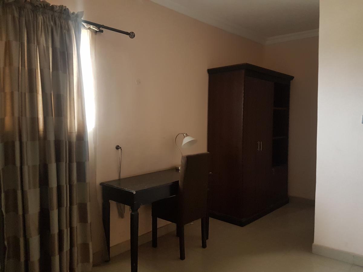 Grand Bank Link Hotel Otta Buitenkant foto