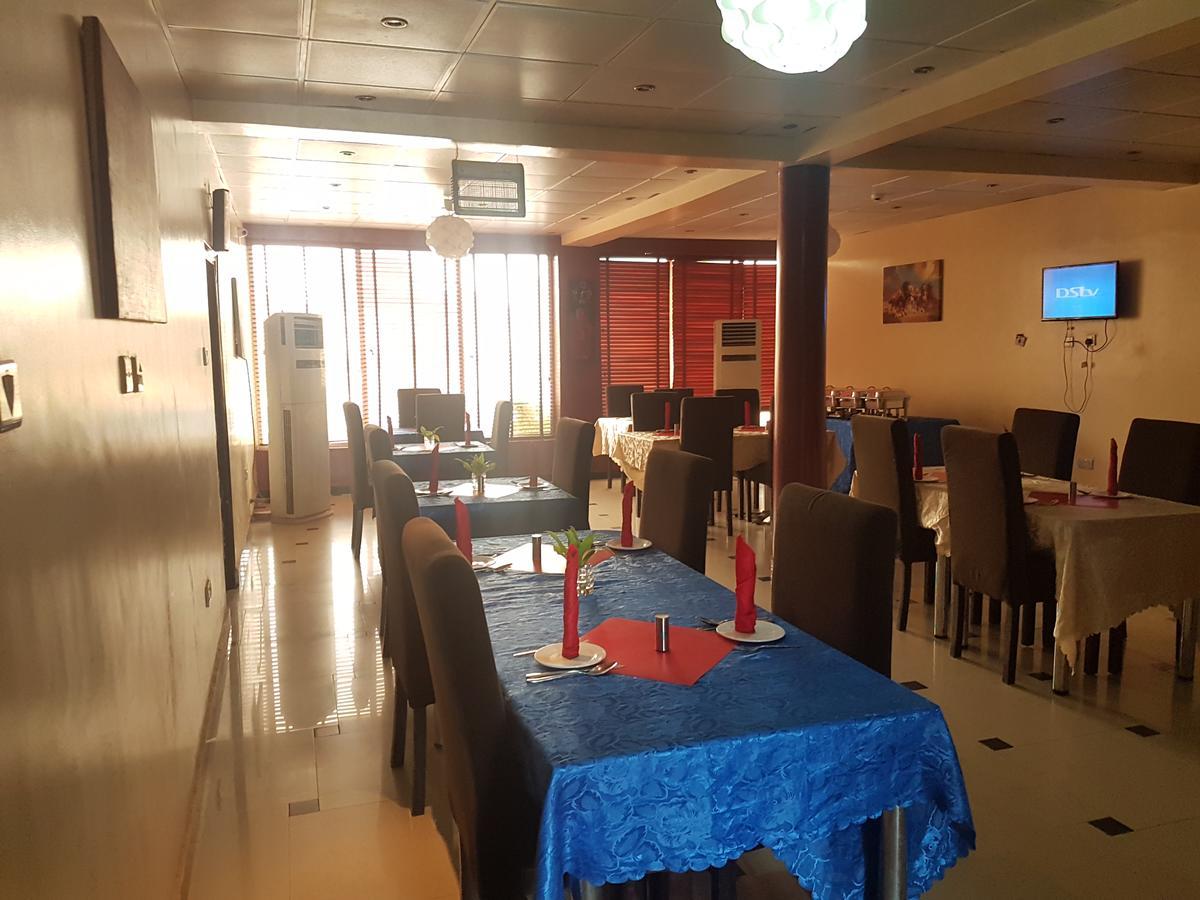 Grand Bank Link Hotel Otta Buitenkant foto